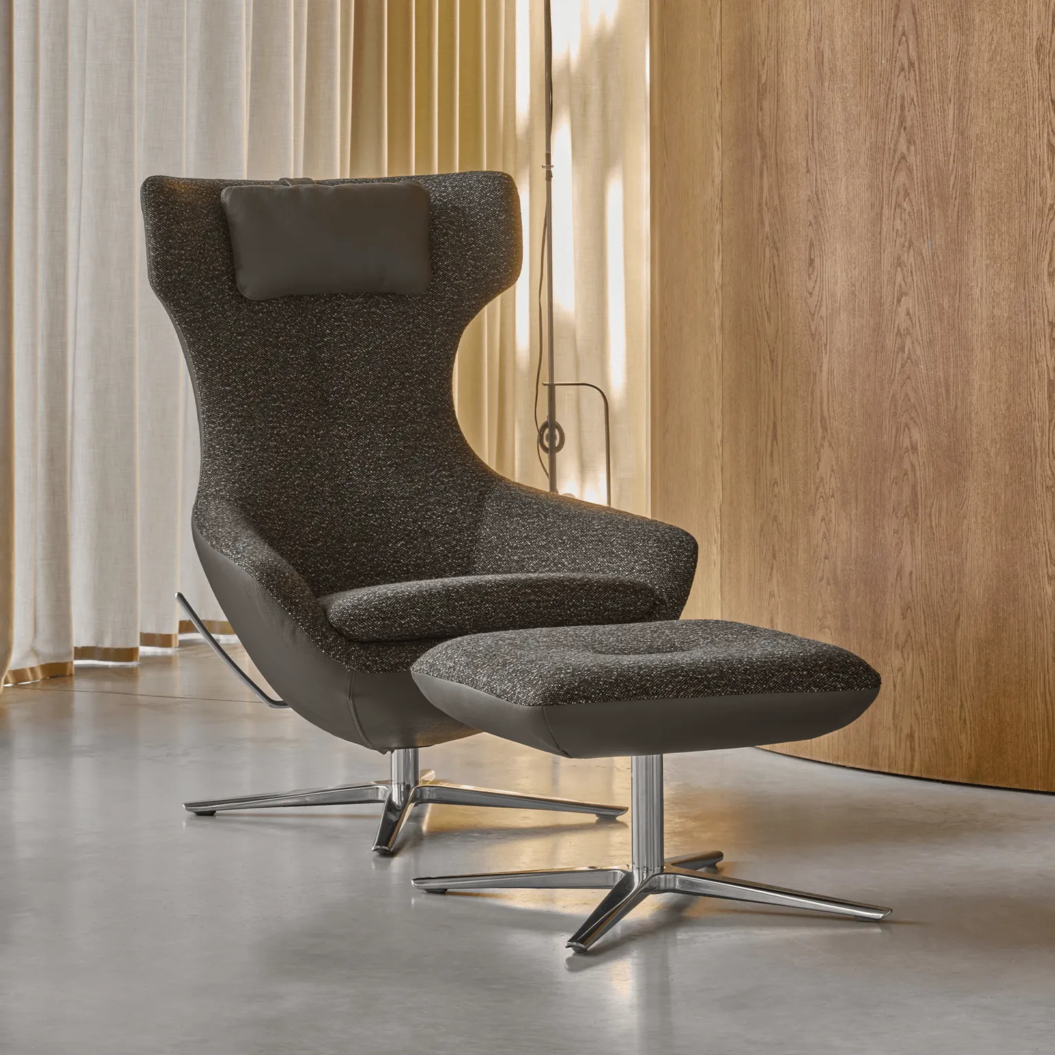 Leolux Caruzzo fauteuil in daglicht